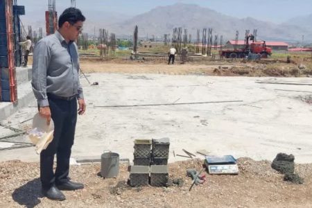 نظارت و بازرسی کارشناسان اداره استاندارد از پروژه نهضت ملی مسکن کرمانشاه