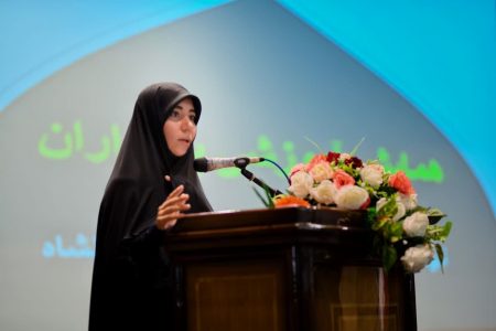 برترین بانوری فعال در فضای مجازی را انتخاب کنید!