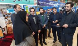 تقدیر از فعالیت های استاندارد کرمانشاه در روز پایانی نمایشگاه هفته پژوهش