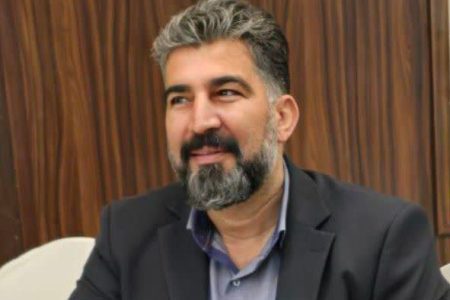 آغاز عملیات حذف پاجوش و تنه جوش درختان کرمانشاه