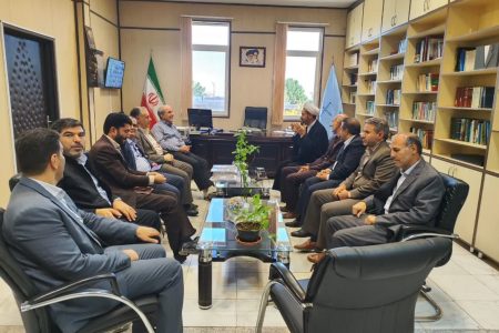 مسئول دفتر نمایندگی ولی فقیه سپاه استان با رییس دادگاه‌های تجدیدنظر دادگستری استان، قضات شعبات دادگاه تجدیدنظر و قضات ایثارگر