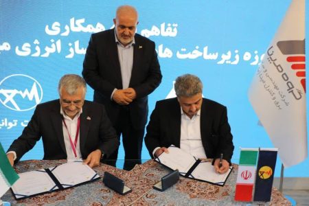 بیست‌وپنجمین نمایشگاه بین‌المللی صنعت برق ایران | همکاری توانیر و شرکت مکو برای توسعه زیرساخت شارژ خودروهای برقی