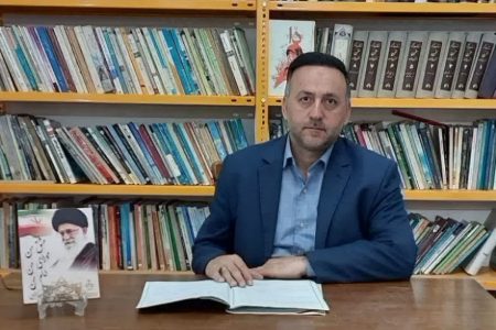 وحدت حوزه و دانشگاه یعنی حرکت پا به پای علم و دین