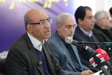 استاندار کرمانشاه: ۶۴ پروژه برای شتاب‌بخشی به توسعه فیروزآباد تعریف شده است