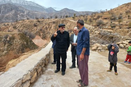 بازدید بخشدار مرکزی دزپارت از روستاهای این بخش و تأکید بر رفع مشکلات آنها