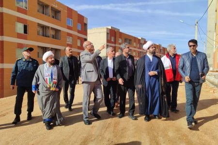 دستور استاندار کرمانشاه برای آغاز آسفالت و احداث دیوار حائل مسکن مهر دالاهو