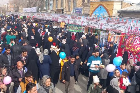 شاد پیمایی اعیاد شعبانیه و دهه فجر در کرمانشاه| ۱۱۰ موکب پذیرایی و فرهنگی در مهمانی کیلومتری خانوادگی امروز