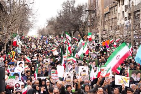 جشن شکوه انقلاب اسلامی در کرمانشاه | مردم غیور ما،همچنان پای آرمان‌های انقلاب ایستاده‌اند