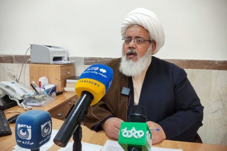 ملتی که شهادت دارد اسارات و خواری ندارد | باید همچنان در خیابان ها حضور داشت و میدان داری کرد
