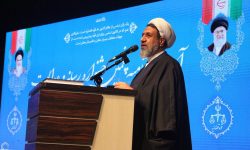 خبرنگاران در هدایت افکار و رفتارهای اجتماعی، نقشی کلیدی دارند