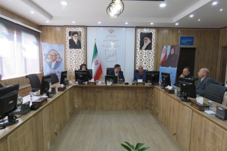 نشست مشترک مدیرکل استاندارد کرمانشاه با اعضای انجمن سازه‌های فلزی برگزار شد