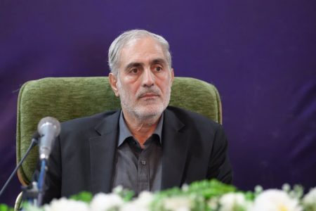 اختیارات بانک‌ها در استان‌ها باید بیشتر شود