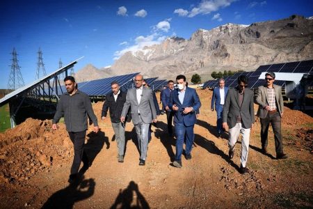اتصال نیروگاه ۶ مگاواتی بیستون به شبکه برق تا پایان سال | وعده ورود سایت دوم خورشیدی کرمانشاه به مدار پیش از پیک تابستان