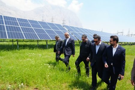 تامین برق ۴ هزار خانوار با سرمایه‌گذاری ۳۶۰ میلیارد تومانی | کرمانشاه، پیشگام تولید برق سبز در کشور است