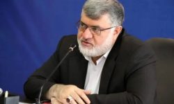 کارگران، آیینه‌دار عزت، غیرت و همت این سرزمین اند