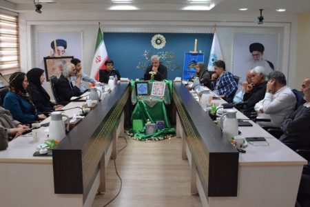 انجمن ادبی استاد محبت با محوریت طرح《زمزمه قدسیان》در کرمانشاه برگزار شد