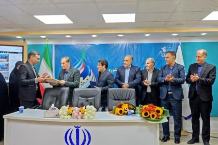 مراسم تجلیل از معلم نمونه کشوری استان کرمانشاه برگزار شد