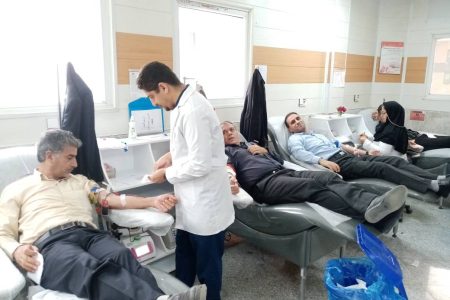 مشارکت کارکنان گمرک کرمانشاه در اهدای خون؛ تجلی مسئولیت‌پذیری اجتماعی