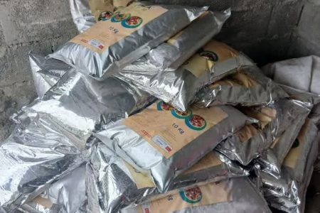 ۳۰۰کیلوگرم کود شیمیایی فاقد مجوز در کرمانشاه کشف شد
