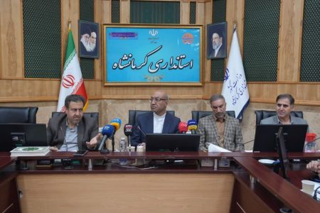 معادن باید به سرمایه‌گذاران دارای اهلیت و توان اجرایی واگذار شود  |  رعایت ملاحظات زیست‌محیطی شرط اساسی توسعه فعالیت‌های معدنی است