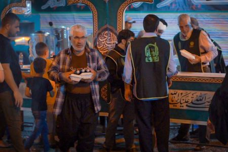 کرمانشاه با ۴ موکب رضوی آماده میزبانی از زائران اربعین شد