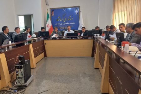 ریختن نخالههای ساختمانی در کنار معابر، چهره کلانشهر کرمانشاه را زشت کرده است | پلیس رانندگان کامیونهای متخلف را توقیف و تحول مراجع قضایی دهد