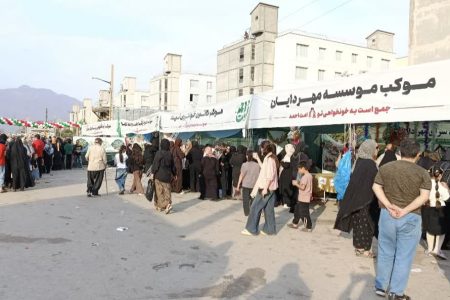 ارائه خدمات جهادی موسسه «خیریه سرای مهردایان» در مسکن مهر دولت آباد کرمانشاه