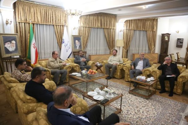 نشست بررسی مسائل و مشکلات استان کرمانشاه