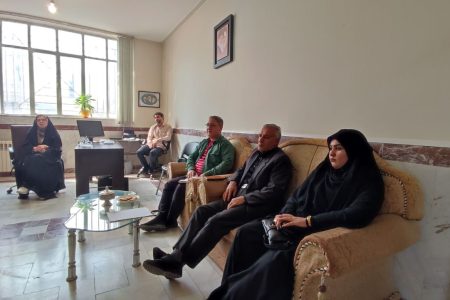 گزارش نشست هم‌اندیشی تیم های رسانه ای مژده خبر و صالح نگار در اسلام آباد غرب
