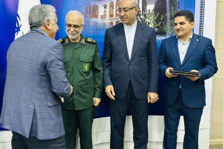 تجلیل از پزشکان، پرستاران و اعضای سازمان بسیج جامعه پزشکی استان کرمانشاه